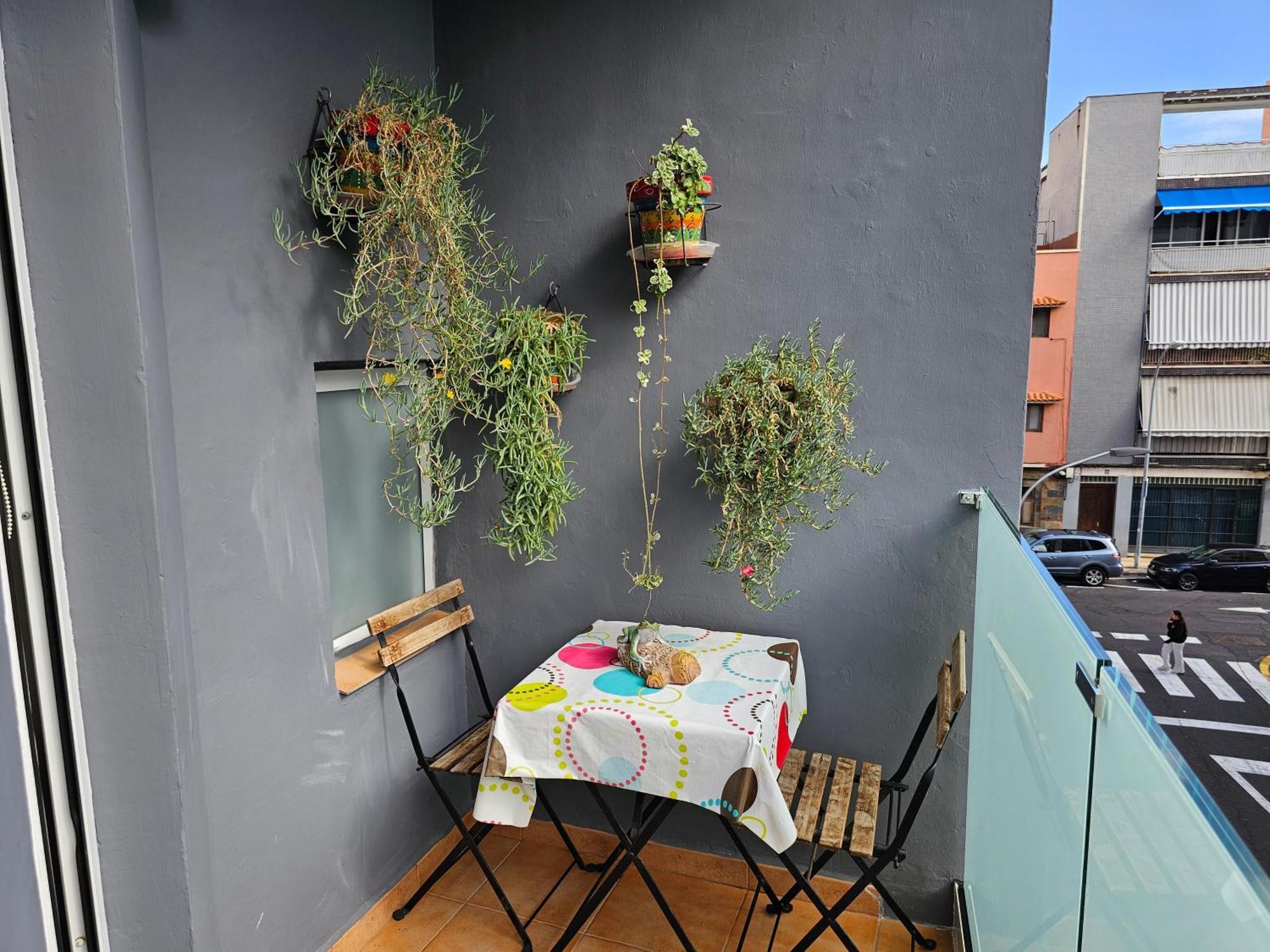 Keka'S Guesthouse - City Centre Санта-Крус-де-Тенерифе Экстерьер фото